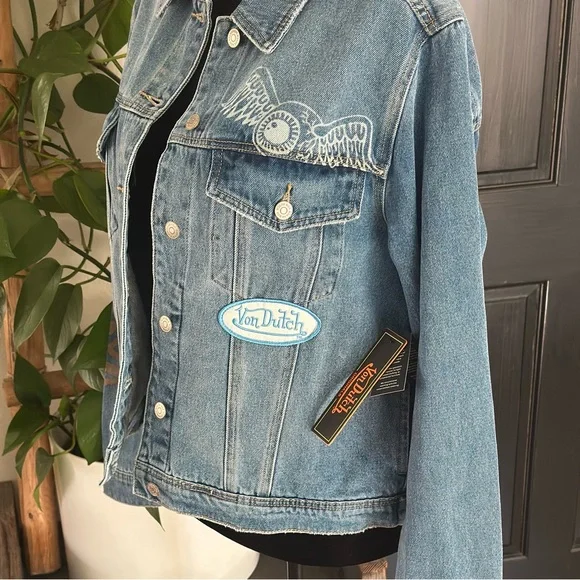 Von Dutch Denim Trucker Jacket Viral Button Up Patches Graphic Print Y2K Indie L - Picture 4 of 12
